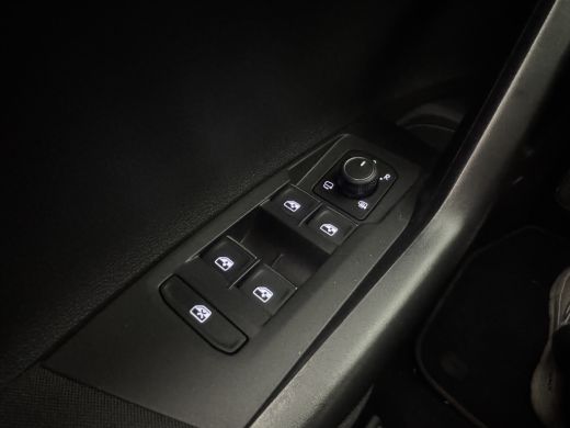 Volkswagen Polo GTI 2.0 TSI 210PK DSG GTI-SPORT VIRTUAL/LED/CARPLAY ActivLease financial lease