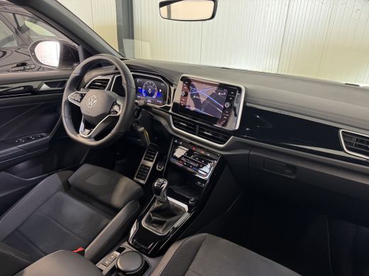 Volkswagen T-Roc TSI 110PK R-LINE BUSINESS CAMERA/MASSAGE/IQ.LIGHT ActivLease financial lease