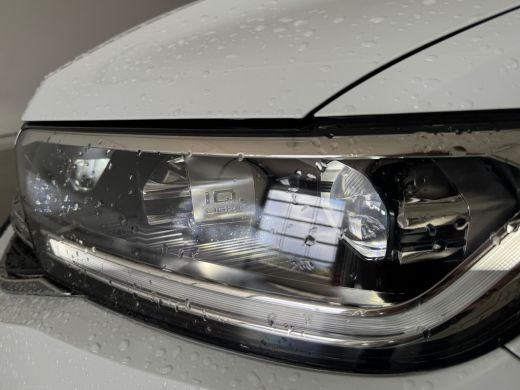 Volkswagen T-Roc TSI 110PK R-LINE BUSINESS CAMERA/MASSAGE/IQ.LIGHT ActivLease financial lease