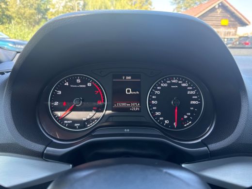 Audi Q2 35 TFSI 150PK S-LINE EDITION NAVI/PDC/HALF-LEDER ActivLease financial lease