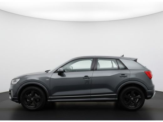 Audi Q2 35 TFSI 150PK S-LINE EDITION NAVI/PDC/HALF-LEDER ActivLease financial lease