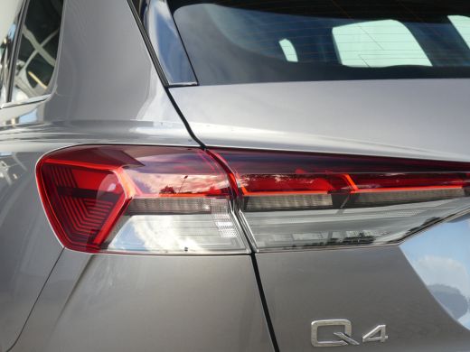 Audi Q4 e-tron 40 Advanced edition 77 kWh | SOH 94% | TREKHAAK | ADAPTIVE CRUISE | CAMERA | PARKEERSENSOREN V+A ... ActivLease financial lease
