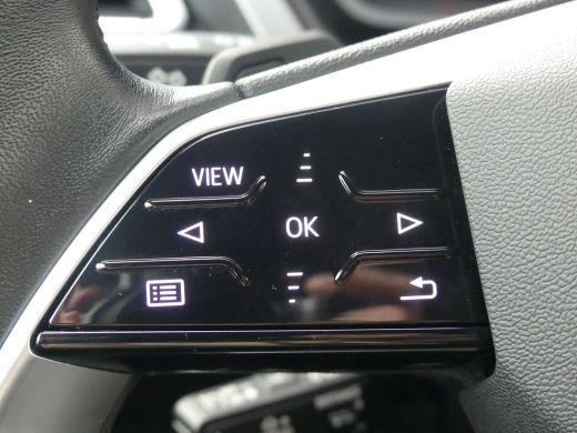 Audi Q4 e-tron 40 Advanced edition 77 kWh | SOH 94% | TREKHAAK | ADAPTIVE CRUISE | CAMERA | PARKEERSENSOREN V+A ... ActivLease financial lease