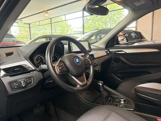 BMW X1 xDrive25e Executive CAMERA/NAVI/HEAD-UP ActivLease financial lease