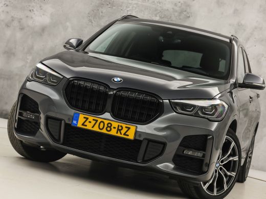 BMW X1 xDrive25e M Sport High Executive 221Pk Automaat (PANORAMADAK, M PAKKET, GROOT NAVI, LEDER, STOELV... ActivLease financial lease