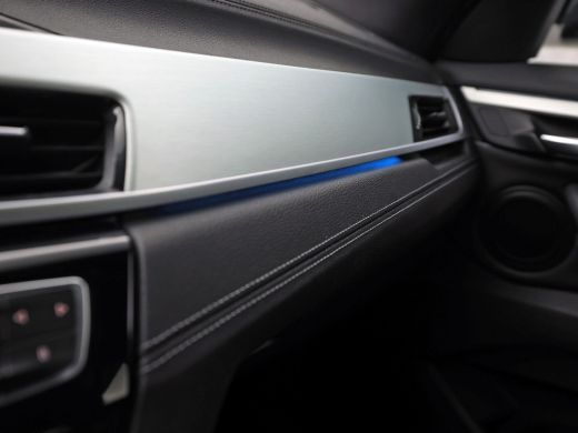 BMW X1 xDrive25e M Sport High Executive 221Pk Automaat (PANORAMADAK, M PAKKET, GROOT NAVI, LEDER, STOELV... ActivLease financial lease
