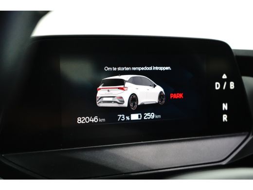 CUPRA Born Adrenaline 82 kWh l 360gr Camera l 19" l PDC v&a l Stoelverwarming l Matrix LED l Speciale bekled... ActivLease financial lease