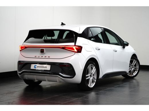 CUPRA Born Adrenaline 82 kWh l 360gr Camera l 19" l PDC v&a l Stoelverwarming l Matrix LED l Speciale bekled... ActivLease financial lease