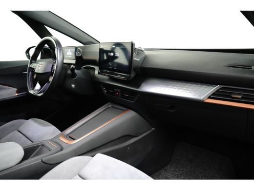 CUPRA Born Adrenaline 82 kWh l 360gr Camera l 19" l PDC v&a l Stoelverwarming l Matrix LED l Speciale bekled... ActivLease financial lease
