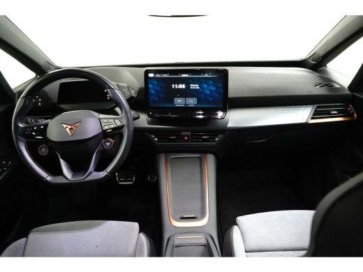 CUPRA Born Adrenaline 82 kWh l 360gr Camera l 19" l PDC v&a l Stoelverwarming l Matrix LED l Speciale bekled... ActivLease financial lease