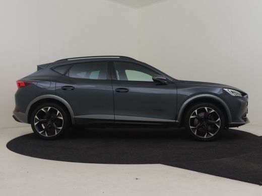 CUPRA Formentor VZ e-Hybrid | Trekhaak uitklapbaar | Achteruitrijcamera | Stoel/stuurverw | Keyless | Cruise cont... ActivLease financial lease