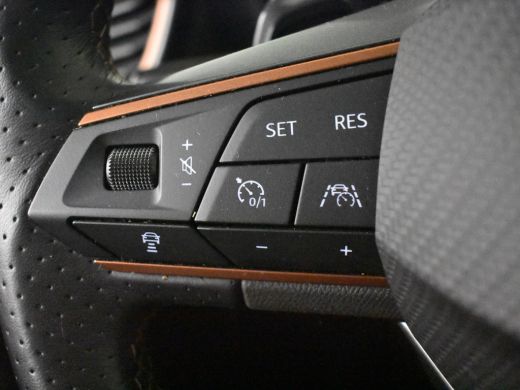 CUPRA Formentor VZ e-Hybrid | Trekhaak uitklapbaar | Achteruitrijcamera | Stoel/stuurverw | Keyless | Cruise cont... ActivLease financial lease