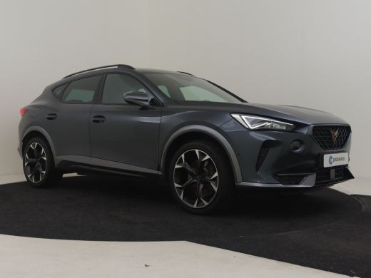 CUPRA Formentor VZ e-Hybrid | Trekhaak uitklapbaar | Achteruitrijcamera | Stoel/stuurverw | Keyless | Cruise cont... ActivLease financial lease