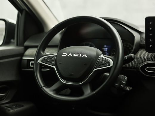 Dacia Jogger 1.0 TCe 100 ECO-G Sport 7 Persoons (APPLE CARPLAY, LPG, NAVIGATIE, GETINT GLAS, CRUISE, SPORTSTOE... ActivLease financial lease