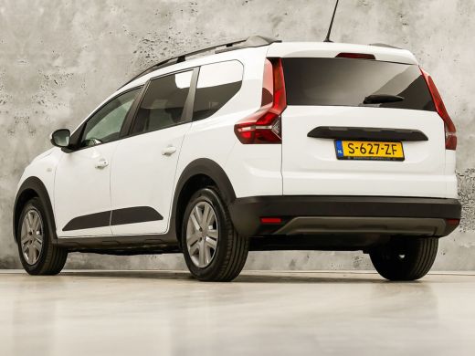 Dacia Jogger 1.0 TCe 100 ECO-G Sport 7 Persoons (APPLE CARPLAY, LPG, NAVIGATIE, GETINT GLAS, CRUISE, SPORTSTOE... ActivLease financial lease