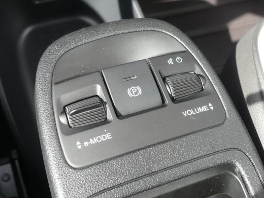 Fiat 500 3+1 La Prima 42 kWh | SOH 93% | ADAPTIVE CRUISE | DODEHOEKDETECTIE | CAMERA | STOELVERWARMING | P... ActivLease financial lease