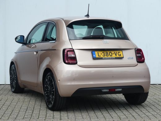 Fiat 500 3+1 La Prima 42 kWh | SOH 93% | ADAPTIVE CRUISE | DODEHOEKDETECTIE | CAMERA | STOELVERWARMING | P... ActivLease financial lease