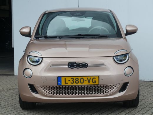 Fiat 500 3+1 La Prima 42 kWh | SOH 93% | ADAPTIVE CRUISE | DODEHOEKDETECTIE | CAMERA | STOELVERWARMING | P... ActivLease financial lease
