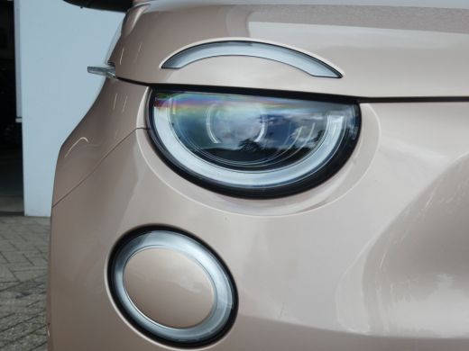 Fiat 500 3+1 La Prima 42 kWh | SOH 93% | ADAPTIVE CRUISE | DODEHOEKDETECTIE | CAMERA | STOELVERWARMING | P... ActivLease financial lease