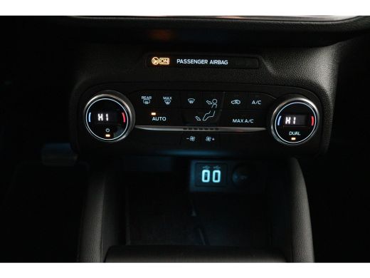 Ford Focus 1.0 EcoBoost Titanium X Automaat | Achteruitrijcamera | Airco (automatisch) | Apple Carplay/Andro... ActivLease financial lease
