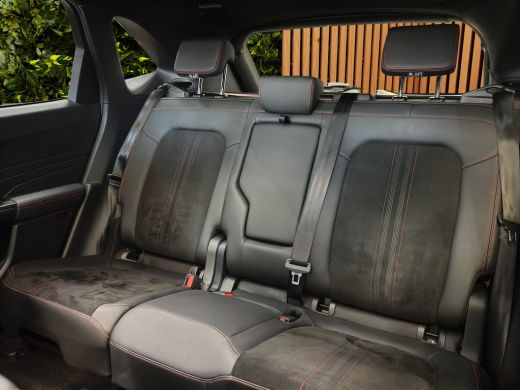 Ford Kuga 2.5 PHEV ST-Line X | Achterbank verwarmd | Achteruitrijcamera | Apple Carplay/Android Auto|telefo... ActivLease financial lease