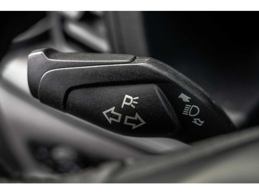 Ford Transit Custom L1H1 | 3-Zits | 130 PK | Camera | Cruise | PDC | Airco | Trekhaak ActivLease financial lease