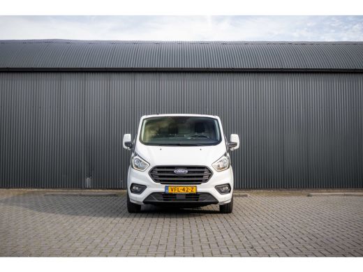 Ford Transit Custom L1H1 | 3-Zits | 130 PK | Camera | Cruise | PDC | Airco | Trekhaak ActivLease financial lease