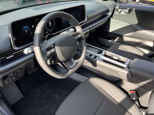 Hyundai IONIQ 6 Pure Edition 63 kWh | Facelift! | Nu in de showroom! | Rijklaarprijs! | ActivLease financial lease