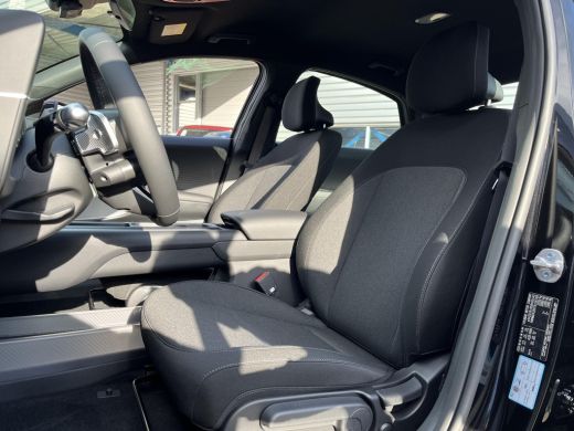 Hyundai IONIQ 6 Pure Edition 63 kWh | Facelift! | Nu in de showroom! | Rijklaarprijs! | ActivLease financial lease
