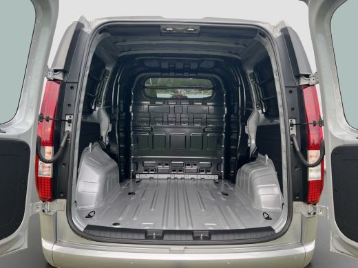 Hyundai Staria 2.2 Dubbele Cabine 6 pers Aut. Camera | 6 pers Dubbele cabine | 2 schuifdeuren | Carplay | Trekha... ActivLease financial lease