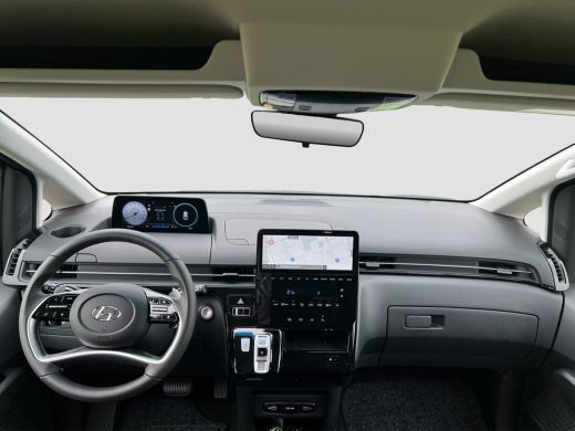 Hyundai Staria 2.2 Dubbele Cabine 6 pers Aut. Camera | 6 pers Dubbele cabine | 2 schuifdeuren | Carplay | Trekha... ActivLease financial lease