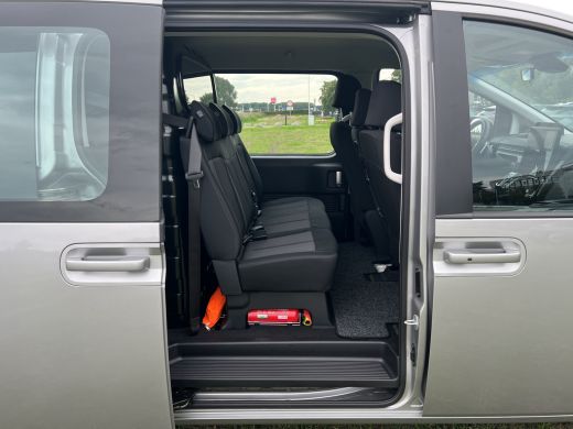 Hyundai Staria 2.2 Dubbele Cabine 6 pers Aut. Camera | 6 pers Dubbele cabine | 2 schuifdeuren | Carplay | Trekha... ActivLease financial lease
