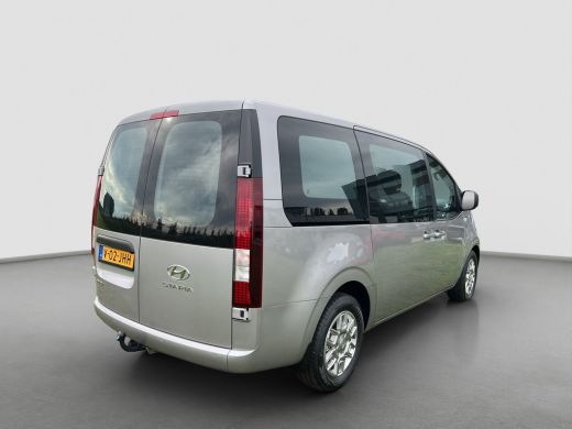 Hyundai Staria 2.2 Dubbele Cabine 6 pers Aut. Camera | 6 pers Dubbele cabine | 2 schuifdeuren | Carplay | Trekha... ActivLease financial lease