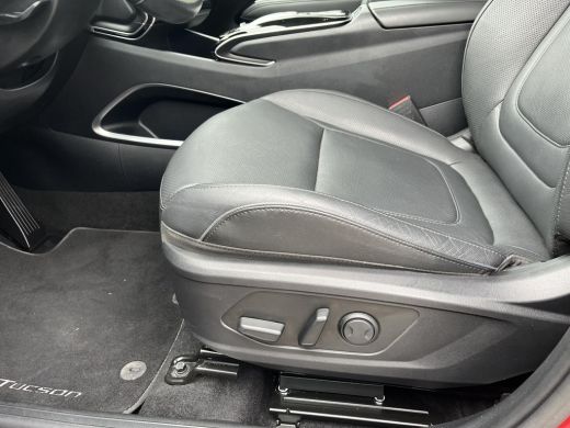 Hyundai Tucson 1.6 T-GDI PHEV Premium Sky 4WD | Rijklaarprijs! | 3 jaar garantie | Panoramadak | Meest luxe uitv... ActivLease financial lease