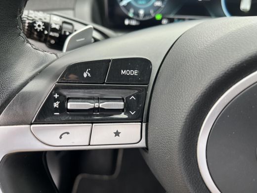 Hyundai Tucson 1.6 T-GDI PHEV Premium Sky 4WD | Rijklaarprijs! | 3 jaar garantie | Panoramadak | Meest luxe uitv... ActivLease financial lease