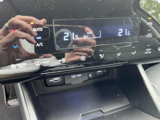 Hyundai Tucson 1.6 T-GDI PHEV Premium Sky 4WD | Rijklaarprijs! | 3 jaar garantie | Panoramadak | Meest luxe uitv... ActivLease financial lease