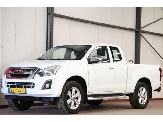 Isuzu D-Max 1.9 Extended Cab 3500KG TREKHAAK EURO 6 ActivLease financial lease