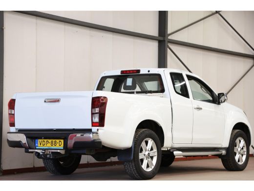 Isuzu D-Max 1.9 Extended Cab 3500KG TREKHAAK EURO 6 ActivLease financial lease