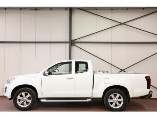Isuzu D-Max 1.9 Extended Cab 3500KG TREKHAAK EURO 6 ActivLease financial lease