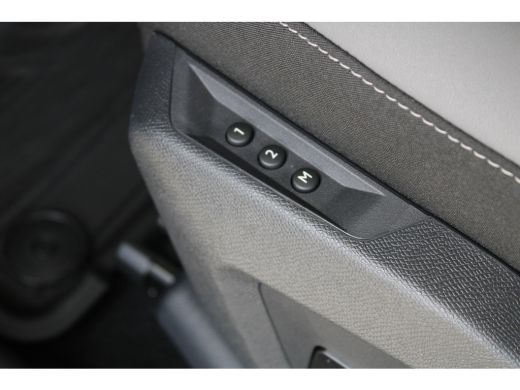 Jeep Compass 1.2 e-Hybrid First Edition 8 Jaar Garantie | Panoramadak | Elektrisch Verstelbare stoelen | Stoel... ActivLease financial lease