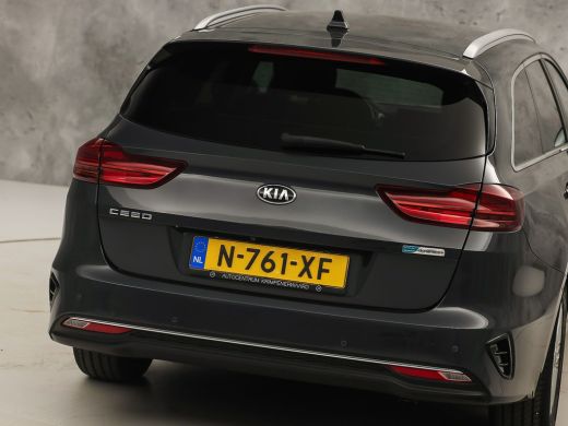 Kia Ceed 1.5 T-GDi DynamicPlusLine 160Pk Automaat (APPLE CARPLAY, GROOT NAVI, STUUR/STOELVERWARMING, SPORT... ActivLease financial lease