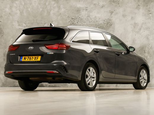 Kia Ceed 1.5 T-GDi DynamicPlusLine 160Pk Automaat (APPLE CARPLAY, GROOT NAVI, STUUR/STOELVERWARMING, SPORT... ActivLease financial lease