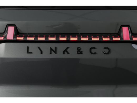 Lynk & Co 08 1.5 PHEV 349 PK More | 200km Elek. | S/K-Panodak | Elek. Stoel+Massage | Stoelverw.+Ventilatie | ... ActivLease financial lease