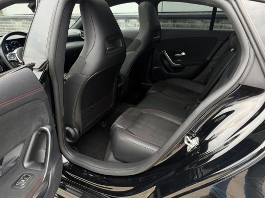 Mercedes-Benz CLA Shooting Brake 250 e AMG Line | Panoramadak | Elek. Trekhaak | Sfeerverlichting | Widescreen | Ca... ActivLease financial lease