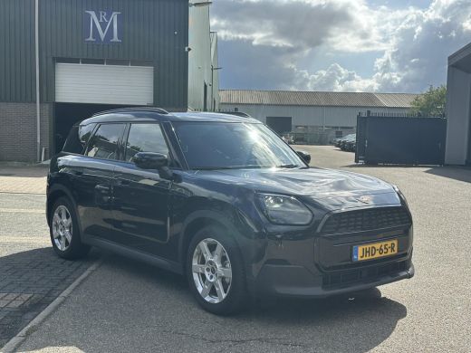 Mini Countryman E Blackyard 66.5 kWh SOH 100% | VAN: &euro; 37.900,- VOOR: &euro; 35.877,- UW HERFSTVOORDEEL: &euro; 2.023,- | H... ActivLease financial lease