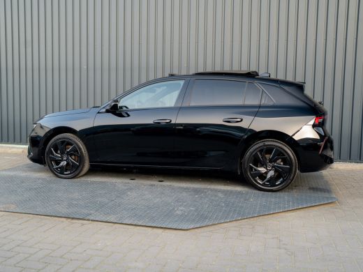 Opel Astra 1.2 Turbo GS | Panodak | 360 Camera | 18'' | Head Up | Prijs Rijklaar!! ActivLease financial lease