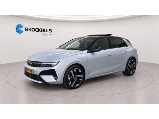 Opel Astra Ultimate - Electric | Achteruitrijcamera 180&deg; | Adaptive Cruise control | Apple CarPlay en Androi... ActivLease financial lease