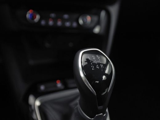 Opel Corsa 1.2 Sport (APPLE CARPLAY, GROOT NAVI, 360 CAMERA, SPORTSTOELEN, LM VELGEN, CRUISE, NIEUWSTAAT) ActivLease financial lease