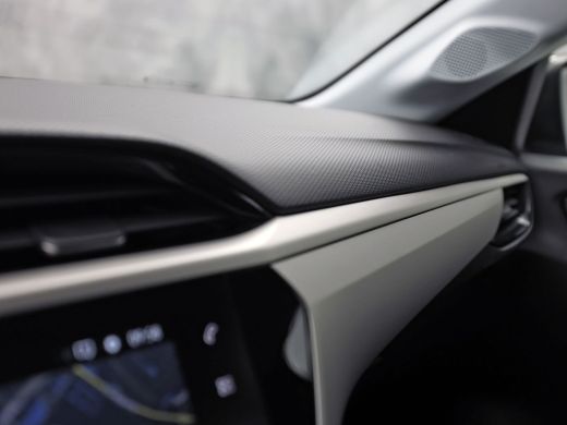 Opel Corsa 1.2 Sport (APPLE CARPLAY, GROOT NAVI, 360 CAMERA, SPORTSTOELEN, LM VELGEN, CRUISE, NIEUWSTAAT) ActivLease financial lease