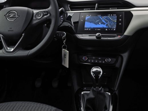 Opel Corsa 1.2 Sport (APPLE CARPLAY, GROOT NAVI, 360 CAMERA, SPORTSTOELEN, LM VELGEN, CRUISE, NIEUWSTAAT) ActivLease financial lease